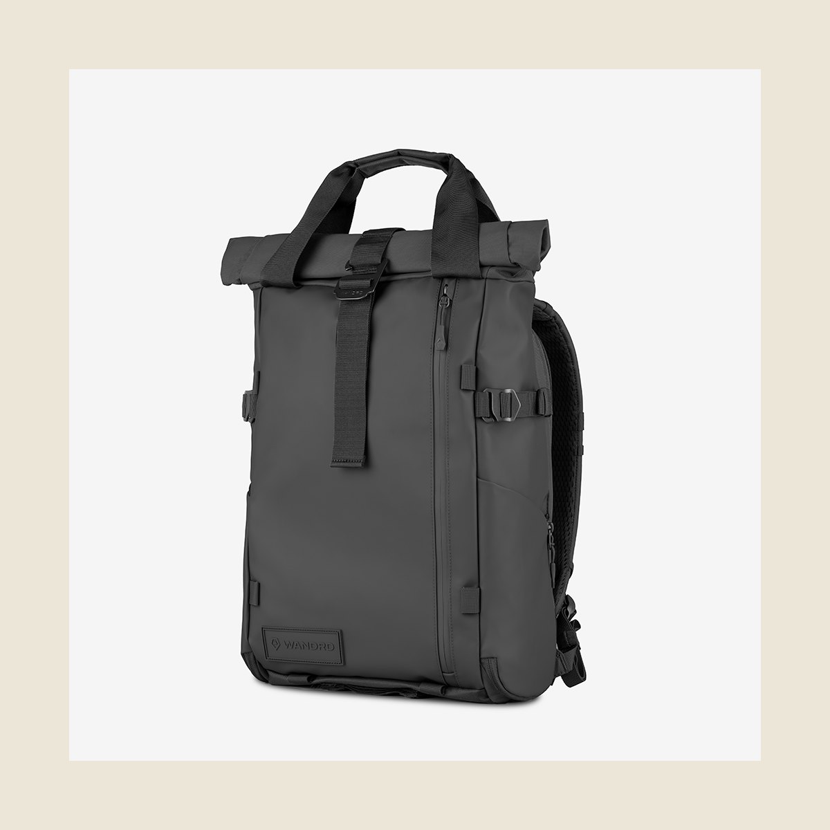 WANDRD PRVKE 21L V4, angled